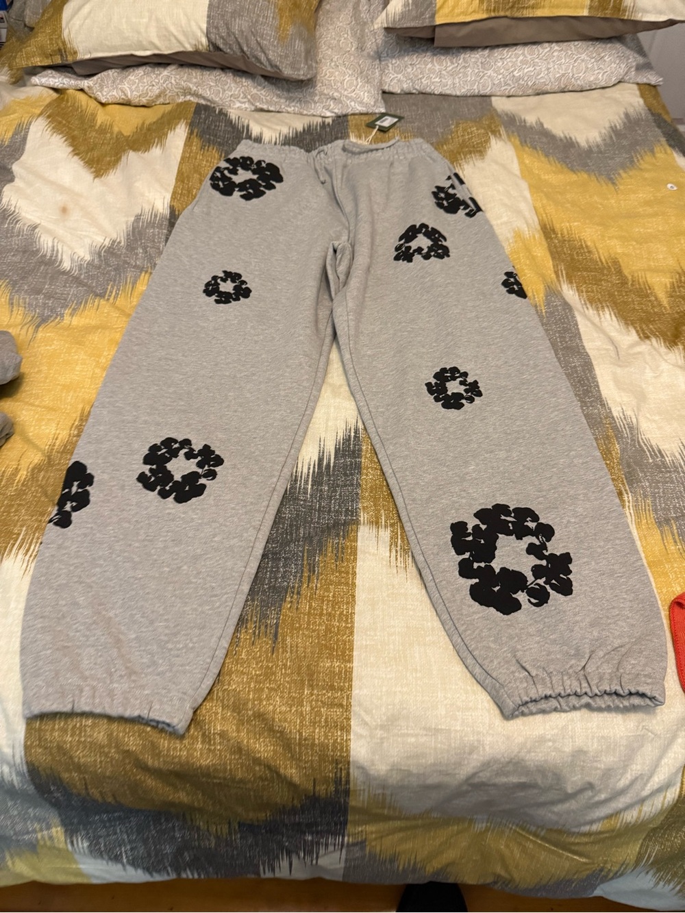 Denim Tears Cotton Wreath Grey Men’s Sweatpants Size M